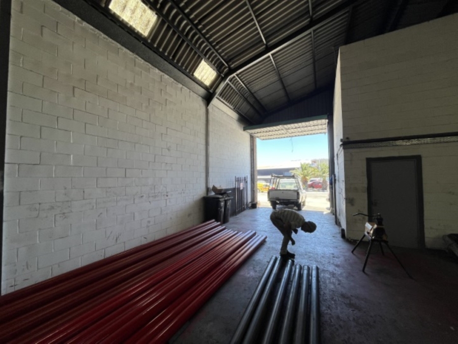 To Let commercial Property for Rent in Montague Gardens Western Cape